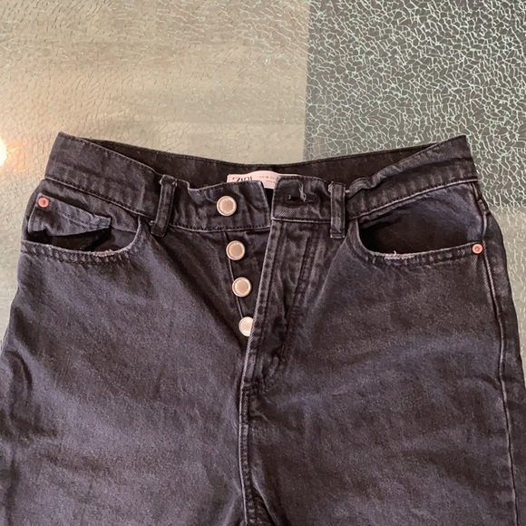 Zara High Waisted Straight Cropped Mom Jean - Picture 4 of 11